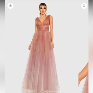 MAC DUGGAL Pink Glitter Ombre V-Neck Sleeveless Gown